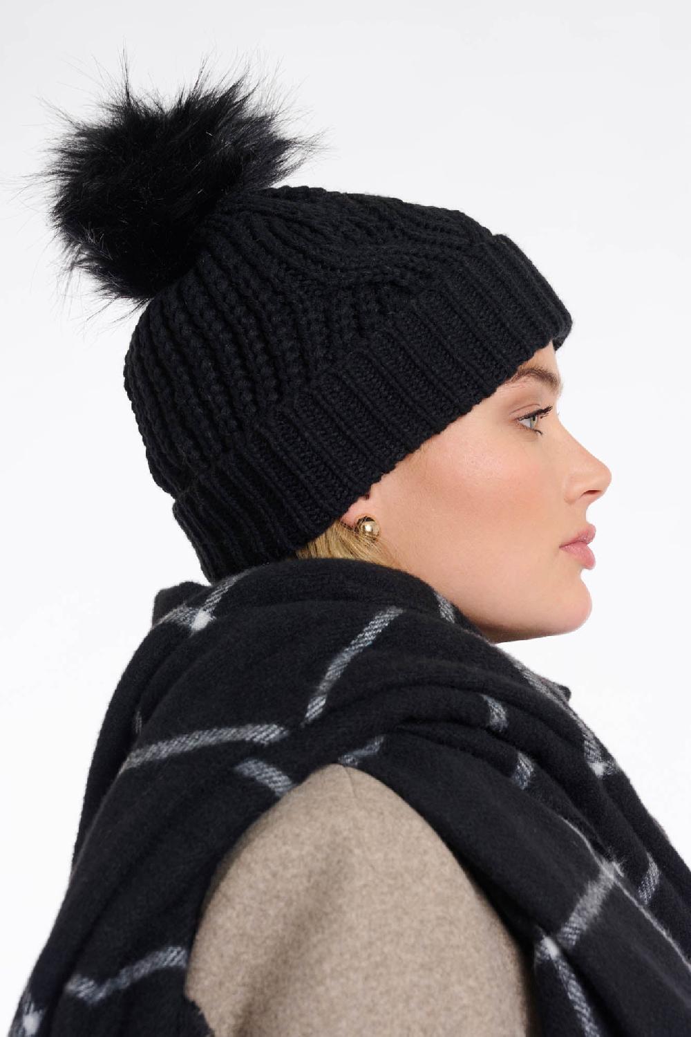 Rino & Pelle Pompon Black