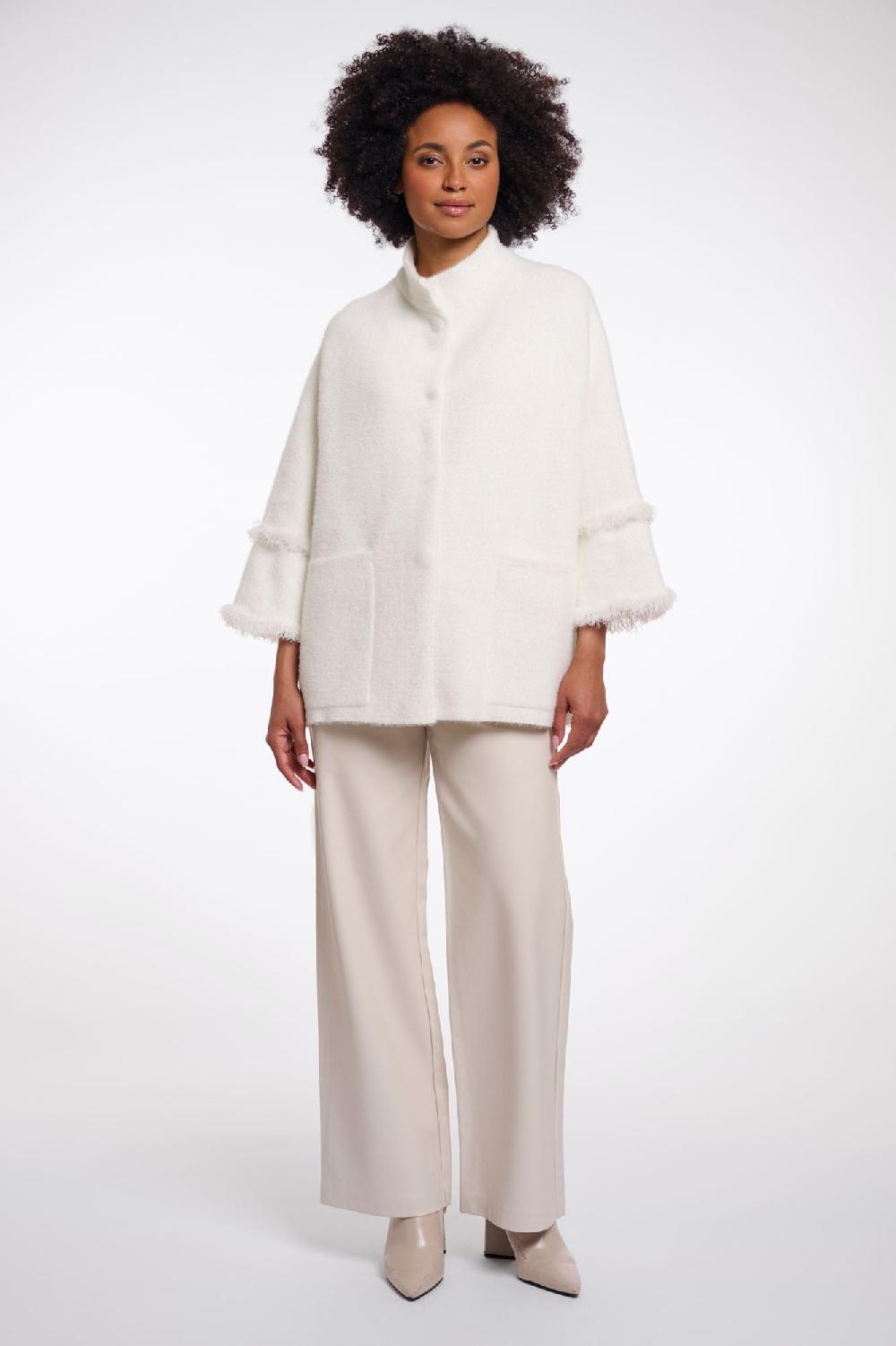 Rino & Pelle Sabe Cape Snow White