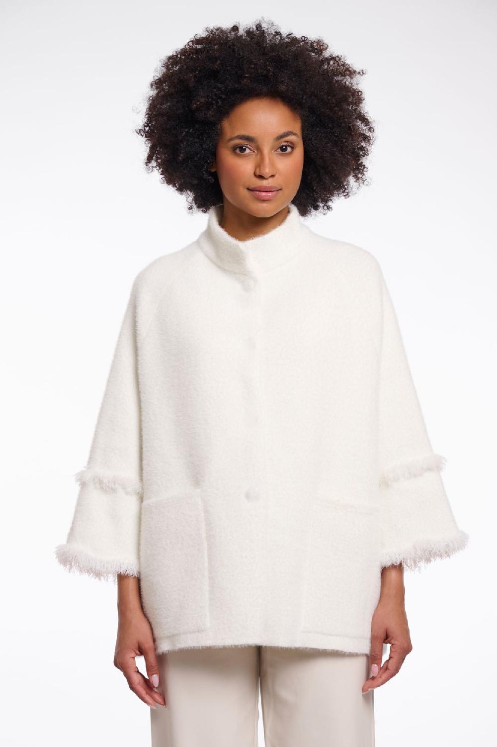 rino & pelle Sabe cape Snow white