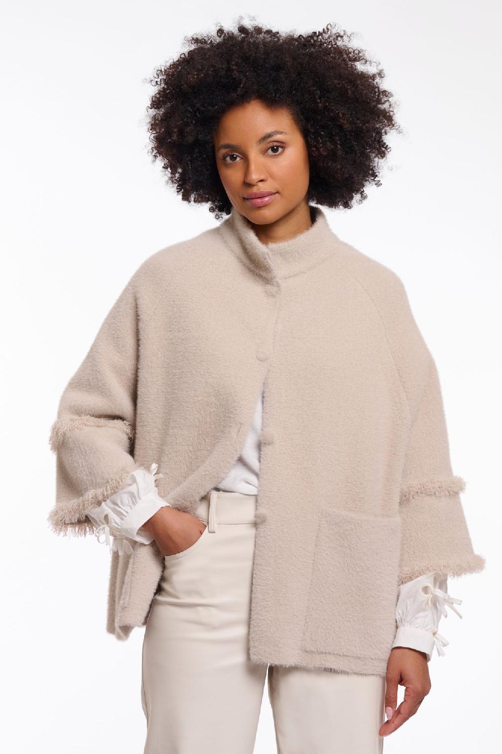 rino & pelle Sabe cape Stone