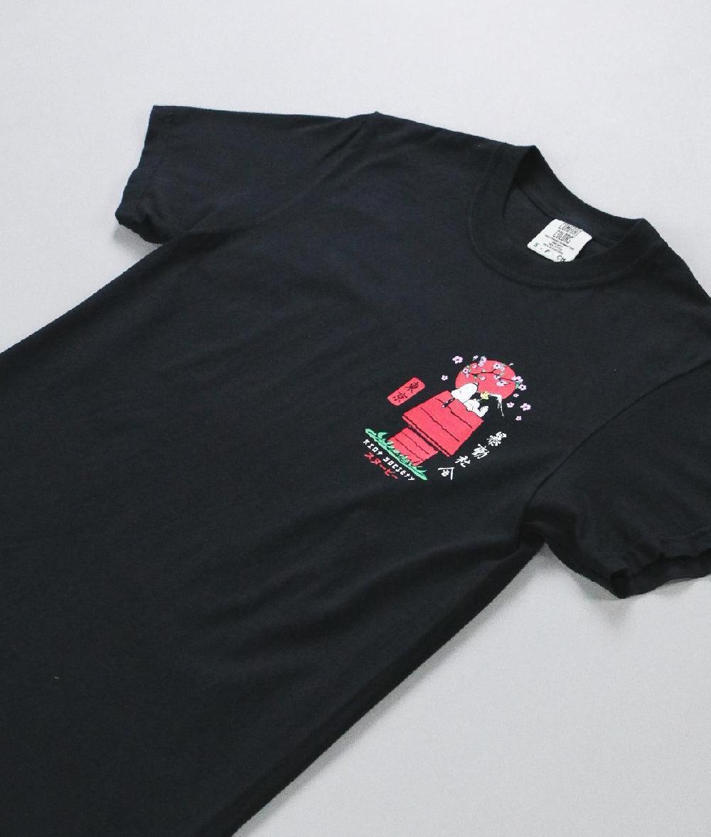 Riot Society Peanuts Snoopy Doghouse Japan Boyfriend Tee