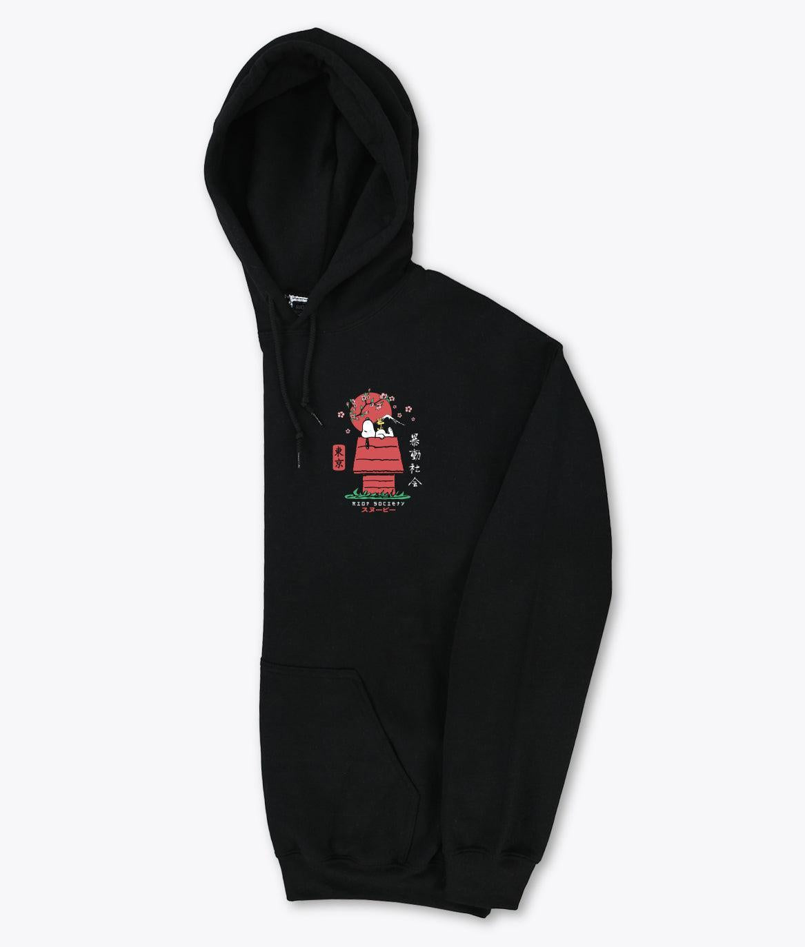 Riot Society Peanuts Snoopy Doghouse Japan Womens Hoodie