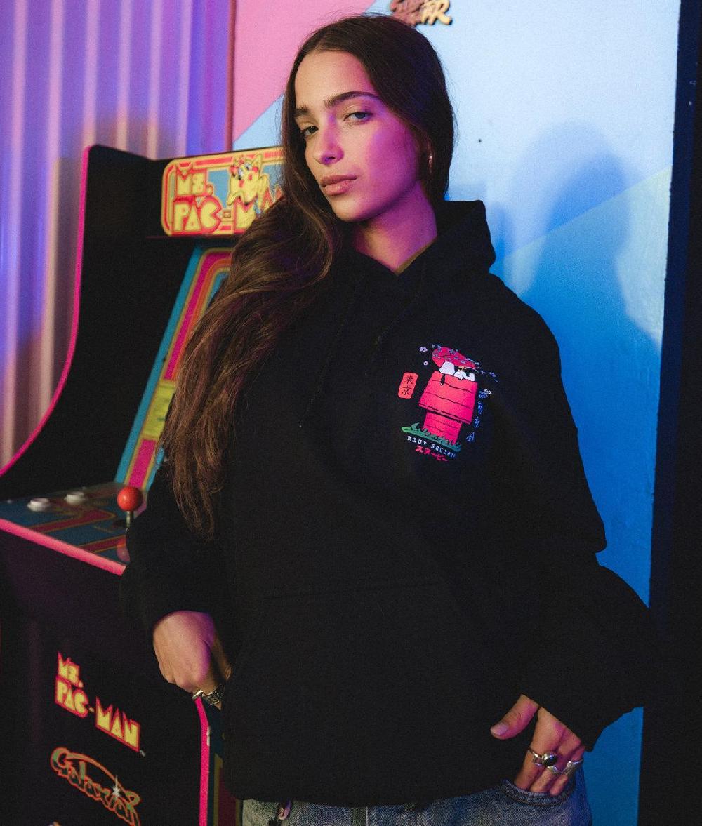 riot society Peanuts Snoopy Doghouse Japan Womens Hoodie