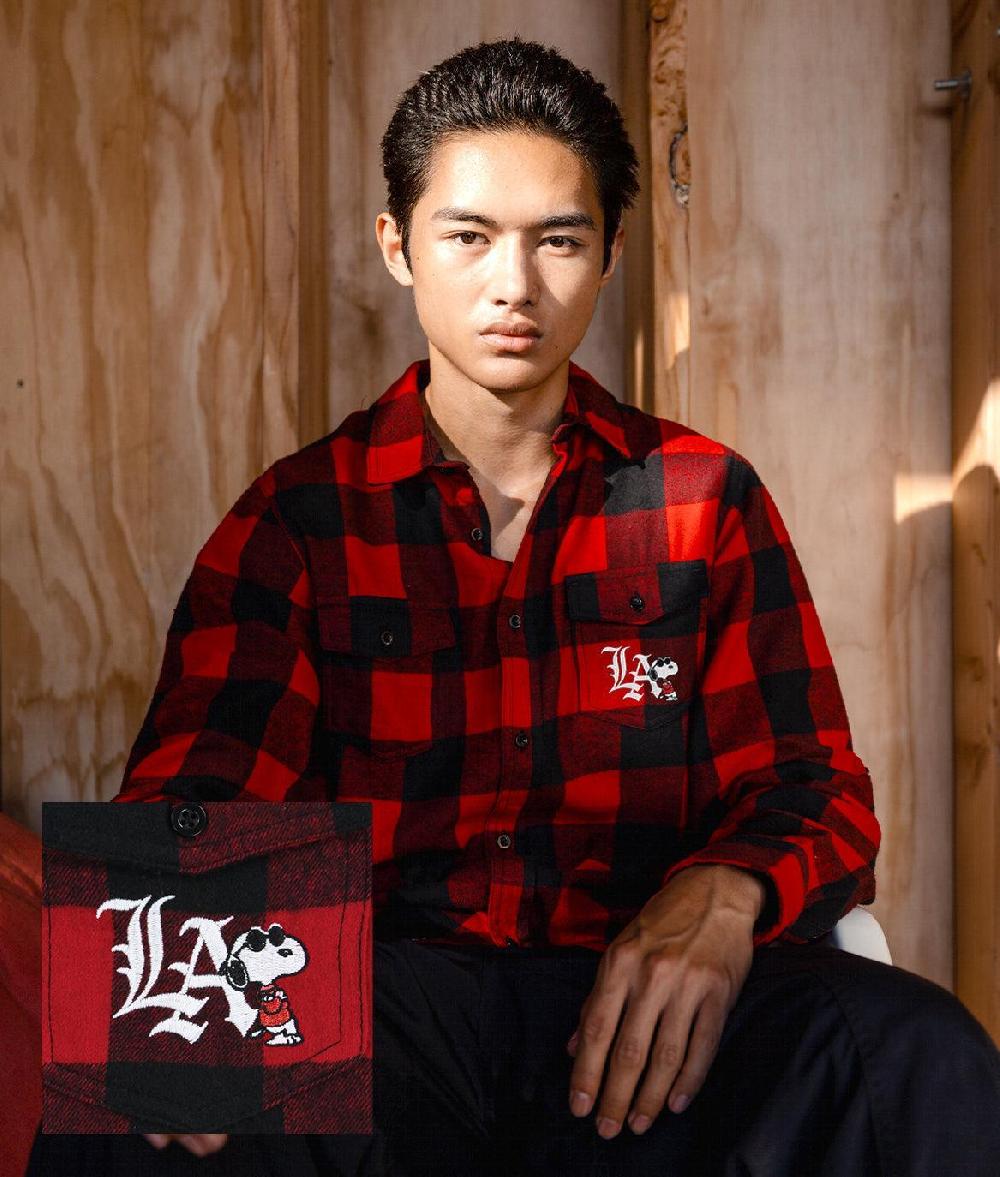 riot society Peanuts Snoopy LA Chill Embroidered Mens Flannel Shirt