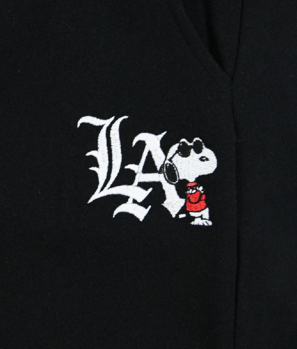 Riot Society Peanuts Snoopy LA Chill Embroidered Mens Joggers