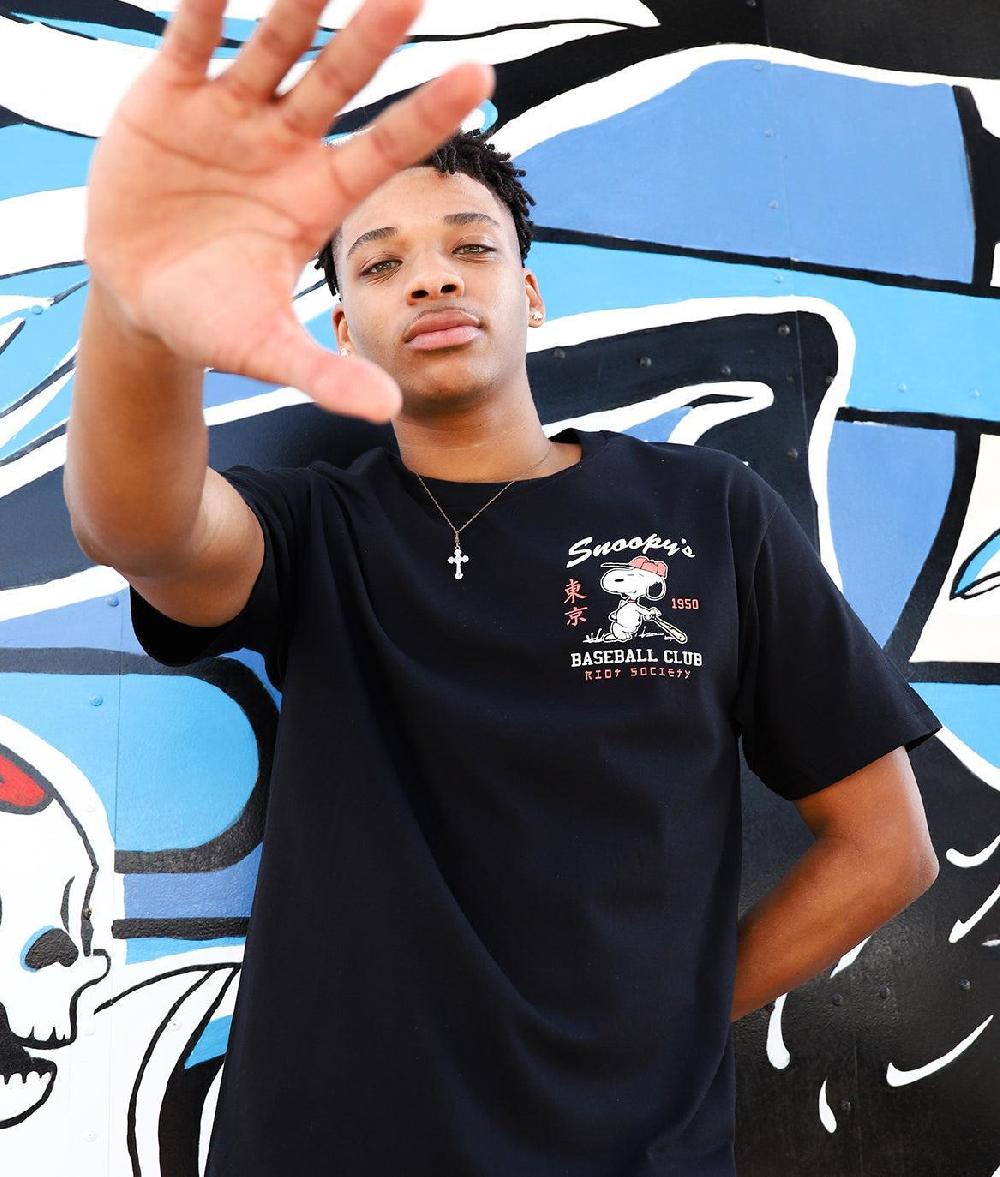 Riot Society Peanuts Snoopy's Baseball Club Mens T-Shirt