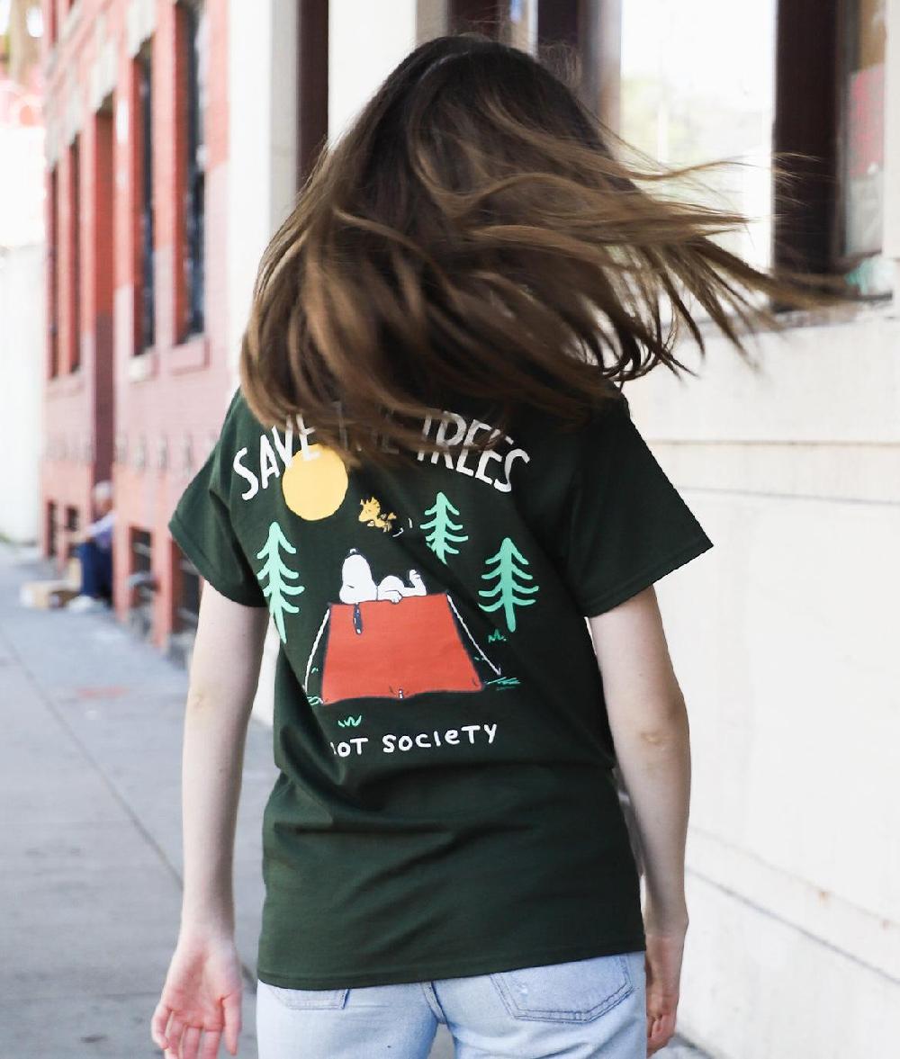 Riot Society Peanuts Snoopy Save The Trees Womens Tee