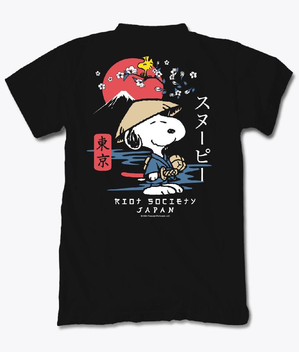 riot society Peanuts Snoopy & Woodstock Samurai Mens T-Shirt