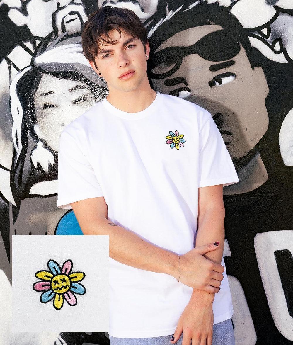 riot society Woozy Face Flower Embroidered Mens T-Shirt