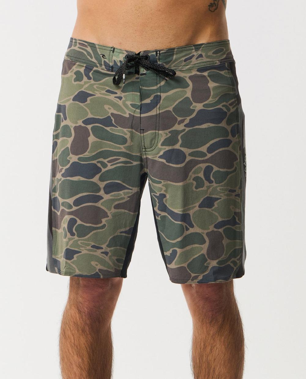 rip curl Mirage 3-2-One Ultimate Eddie Would Go 19" Boardshorts