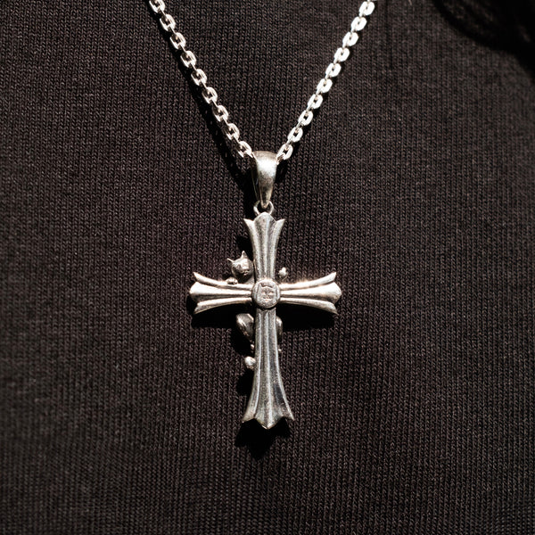 Ripndip Chrome Kitty Necklace (Silver)