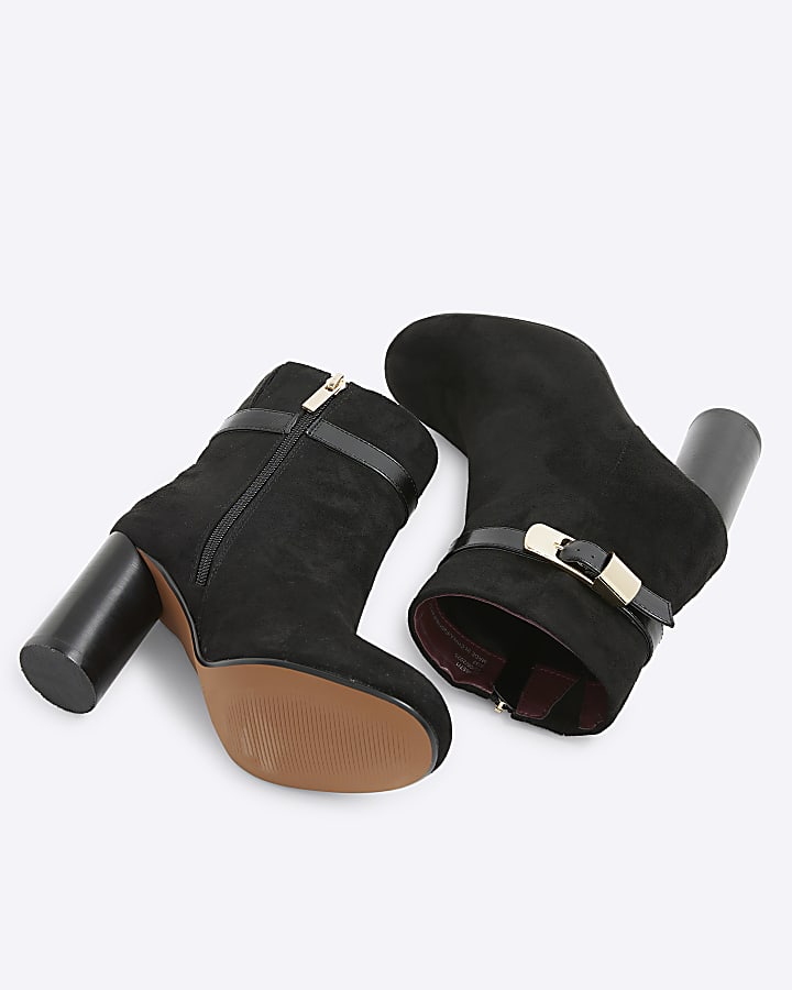 river island Black Faux Suede Round Heel Buckle Boots