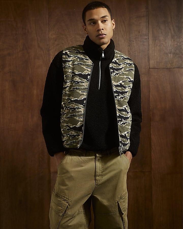 River Island Black Regular Fit Fleece Camouflage Gilet