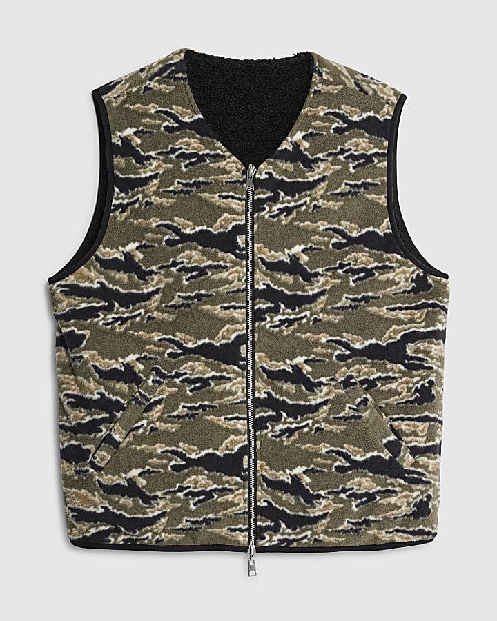 river island Black Regular Fit Fleece Camouflage Gilet