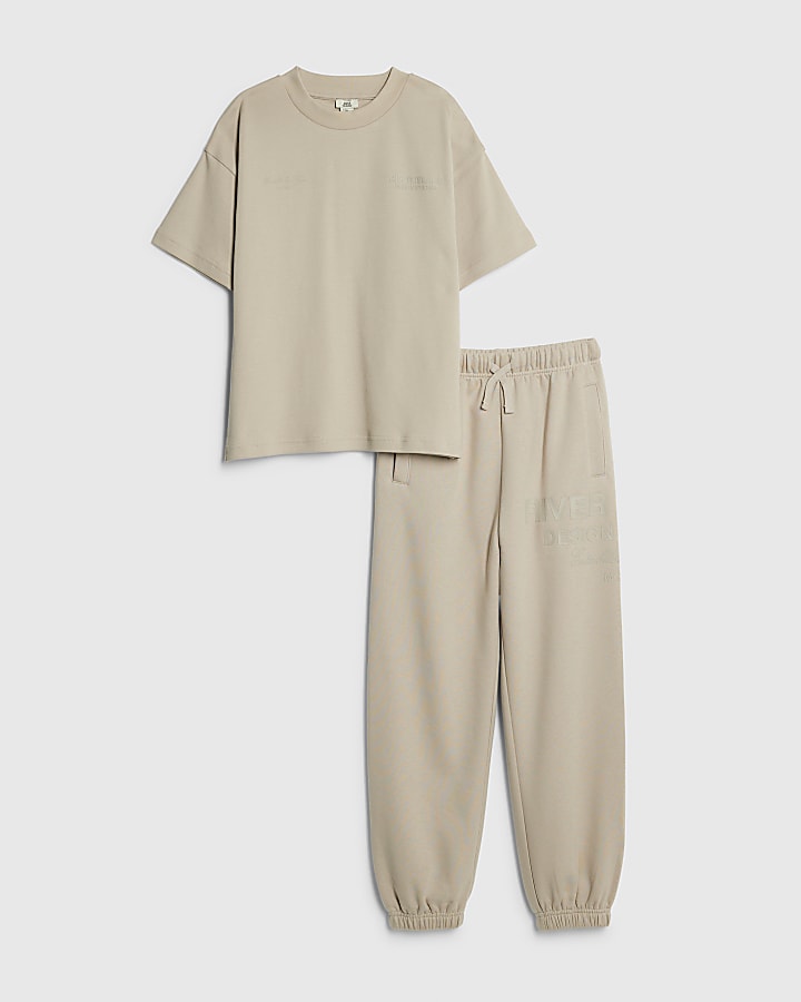 River Island Boys Beige Oversized RI T-Shirt Joggers Set