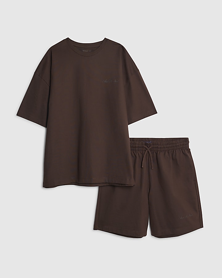 river island Brown Oversized Fit T-Shirt And Shorts Set