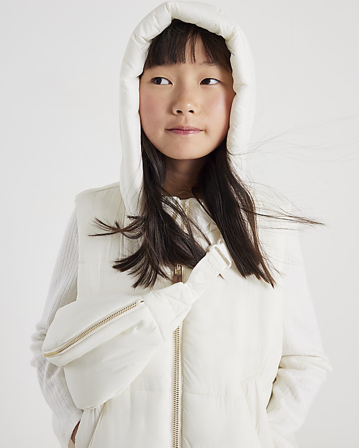 River Island Girls Cream Gillet With Crossbody Bag Set