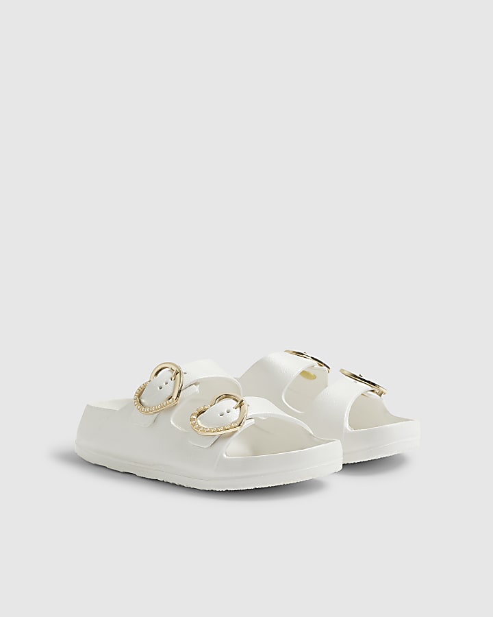 River Island Girls White Heart Buckle Moulded Sliders