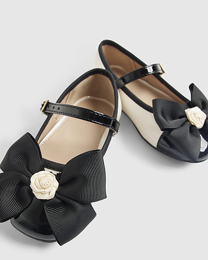 river island Mini Girls Cream Rose Bow Ballerina Pumps
