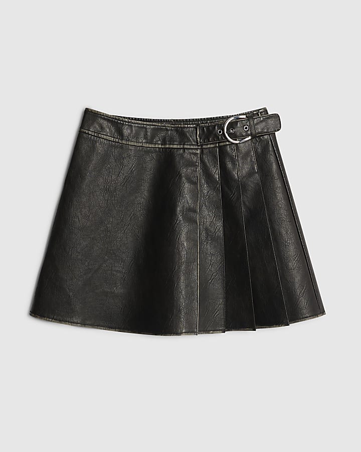 river island Black Faux Leather Pleated Mini Skirt