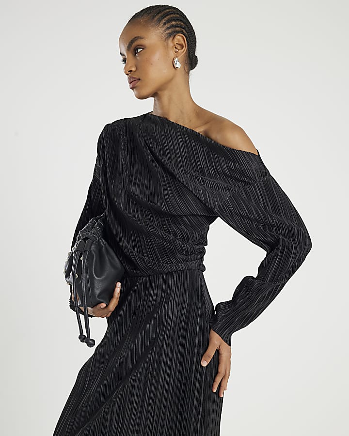 River Island Black Plisse Long Sleeve Midi Dress