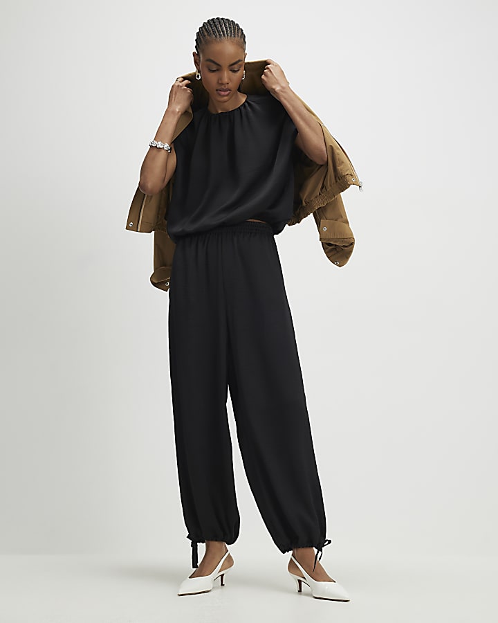 River Island Black Sleeveless Bubble Hem Top