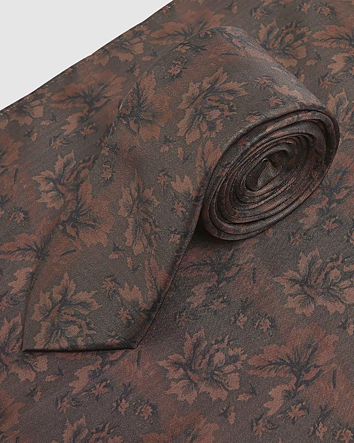 River Island Brown Floral Handkerchief And Tie Set