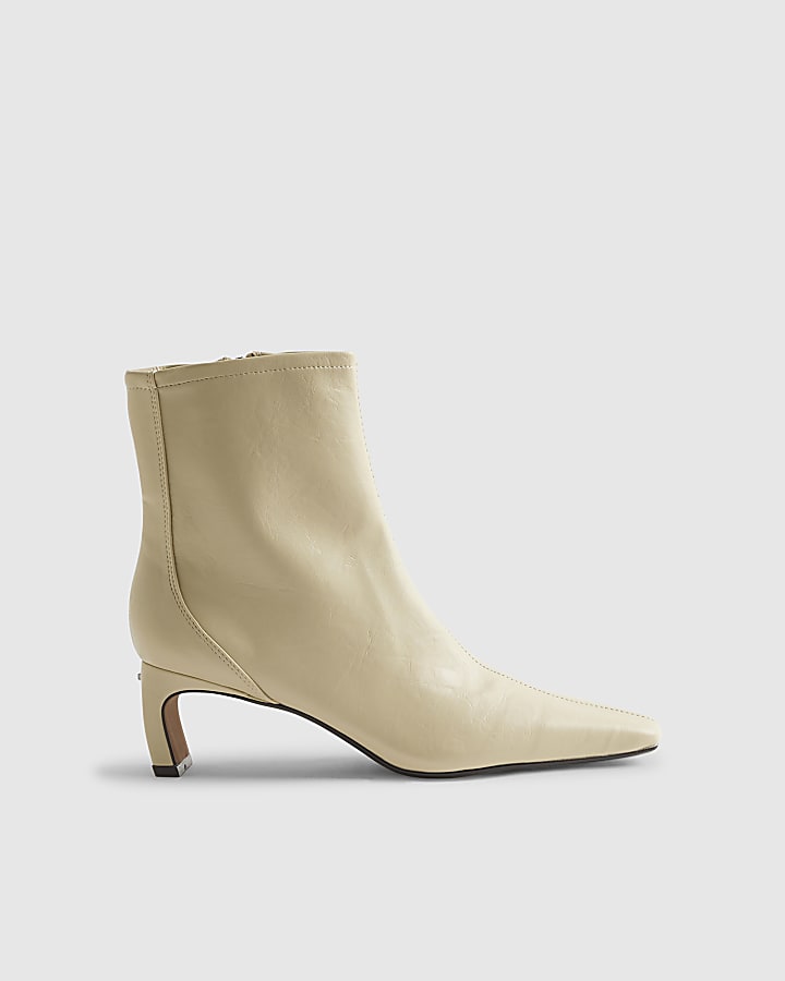 River Island Cream Block Heel Stretch Sock Boots