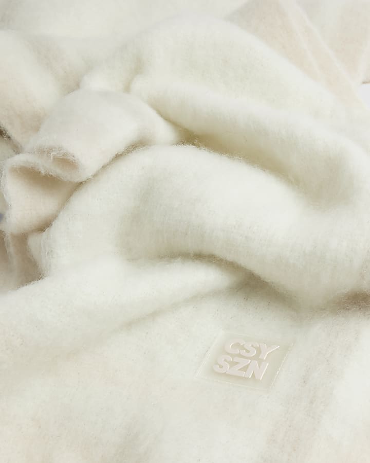river island Cream Check Fluffy Scarf