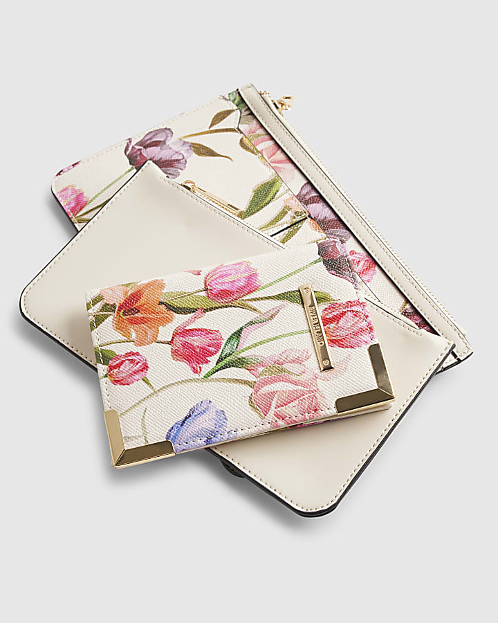 River Island Cream Floral Travel Wallet Bundle