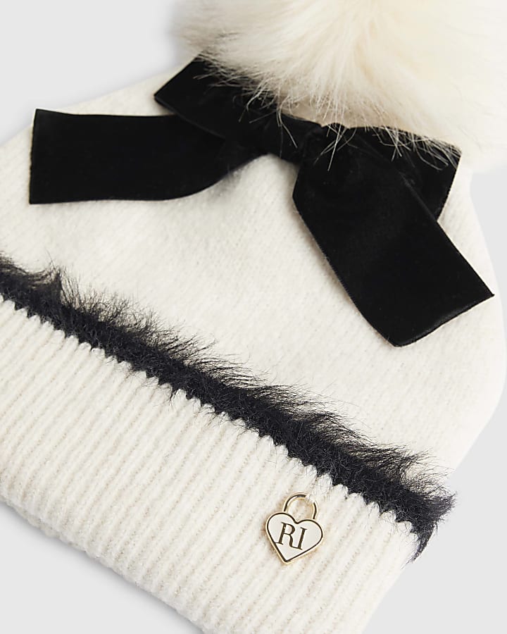 river island Girls Cream 3D Bow Beanie Hat
