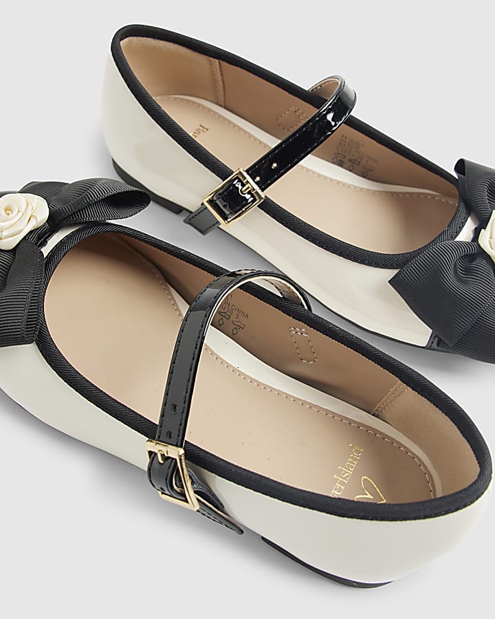 river island Girls Cream Rose Bow Pumps