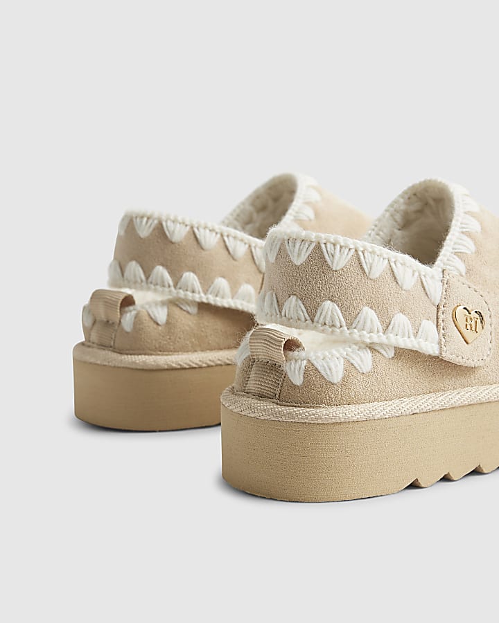 River Island Girls Cream Whipstitch Strap Slippers