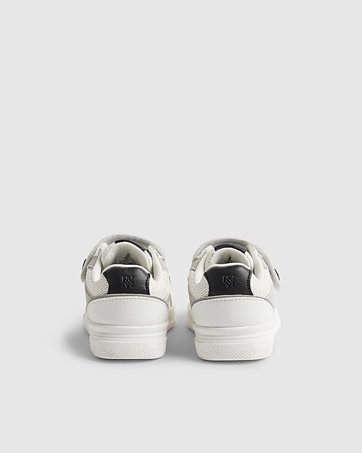River Island Mini Boys White RI Embossed Trainers