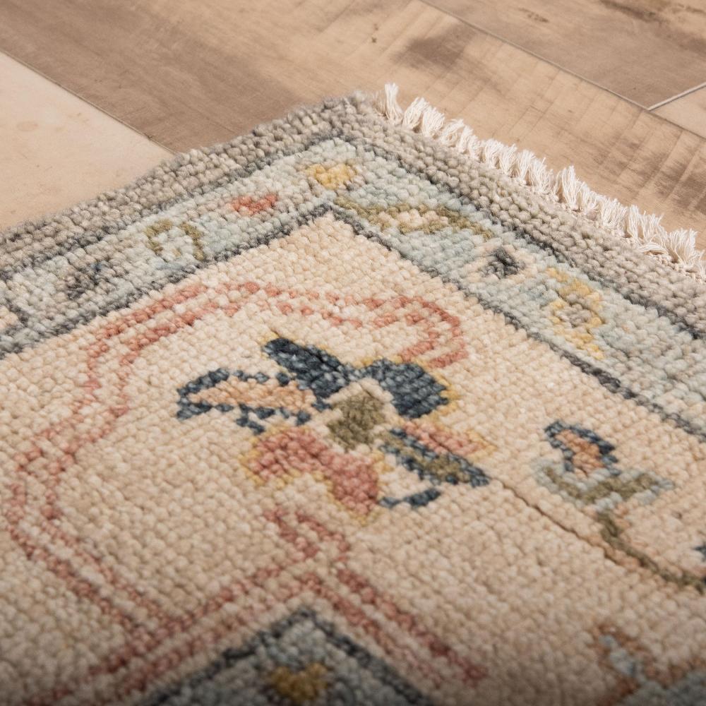 Rizzy Home Hallmark HAL239