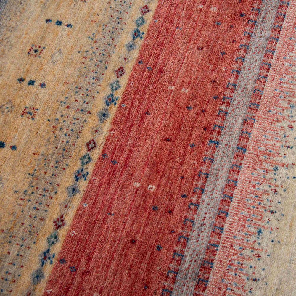 Rizzy Home Spectrum SPT210