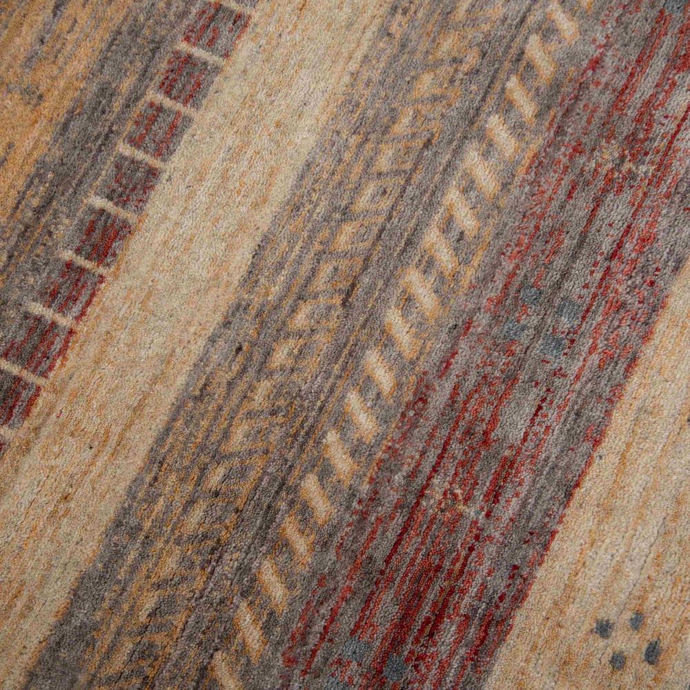 Rizzy Home Spectrum SPT211