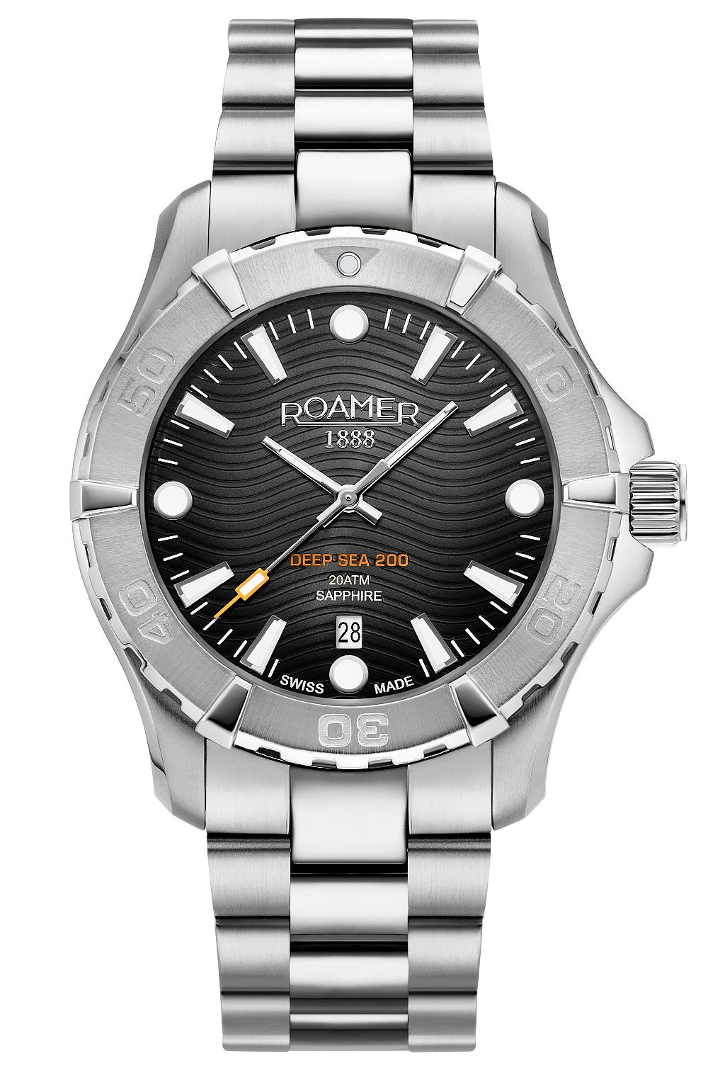 roamer Deep Sea 200 43 mm Quartz Three-Hand Date Black Dial Silver Bracelet Sapphire glass Stainless Steel swiss watch