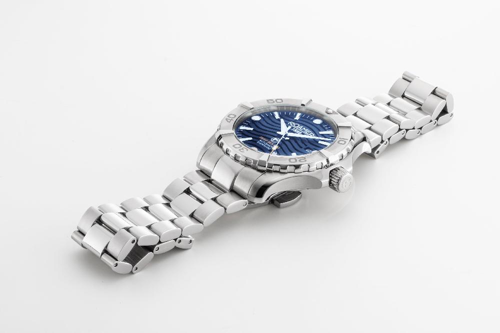 Roamer Deep Sea Automatic 43 Mm Automatic Three-Hand Date Blue Dial Silver Bracelet Sapphire Glass Stainless Steel Swiss Watch