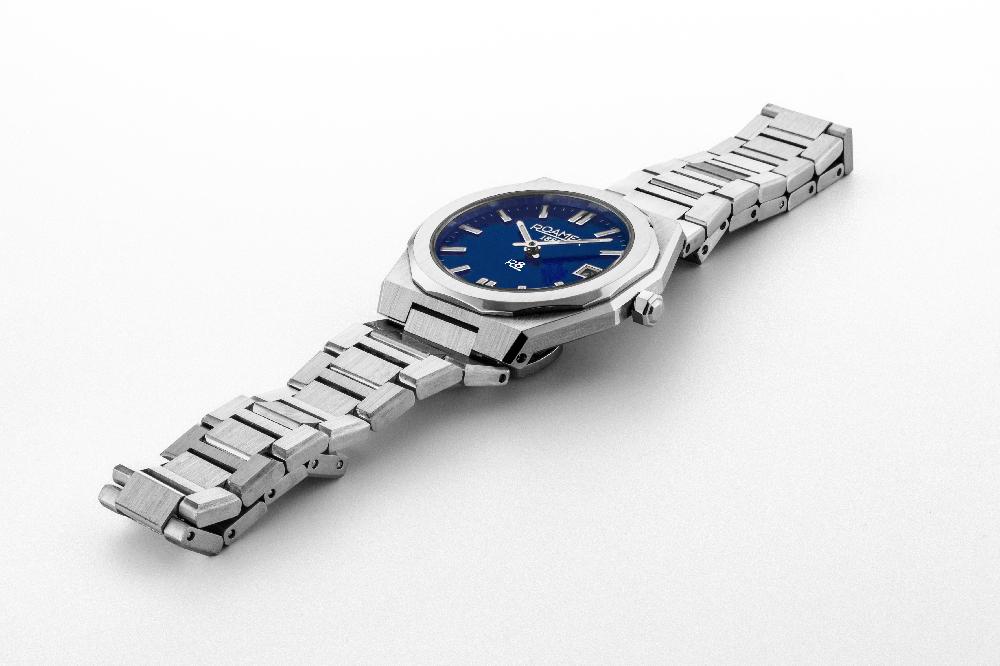 Roamer R8 Ladies 32.5mm Quartz Two-Hand Date Blue Sunray Dial Silver Bracelet Sapphire Glass Stainless Steel Swiss Watch