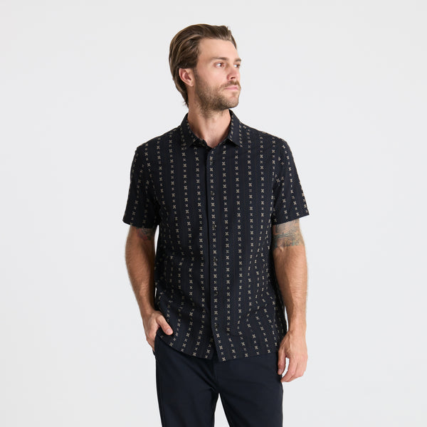 Roark Gonzo Short Sleeve Button Up Shirt In Dark Navy