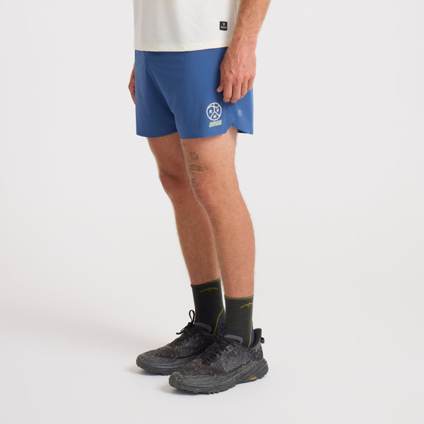 Roark Alta 5" Shorts In Deep Blue