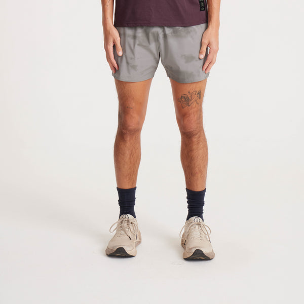 Roark Alta 5" Shorts In Ghost Grey