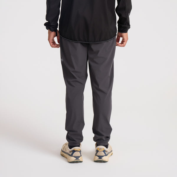 Roark Alta Jogger Pants In Onyx