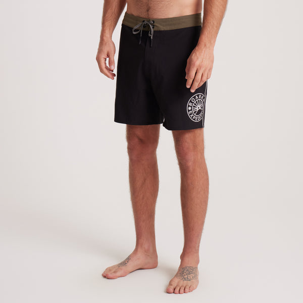 Roark Chiller Boardshorts In Black