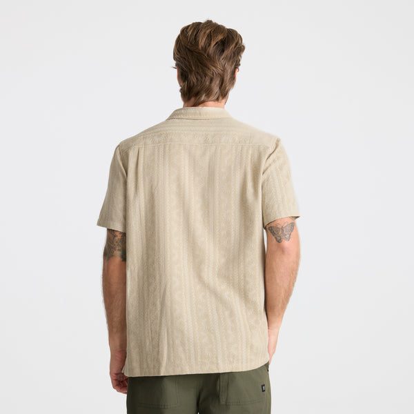 Roark Gonzo Short Sleeve Button Up Shirt In Fossil