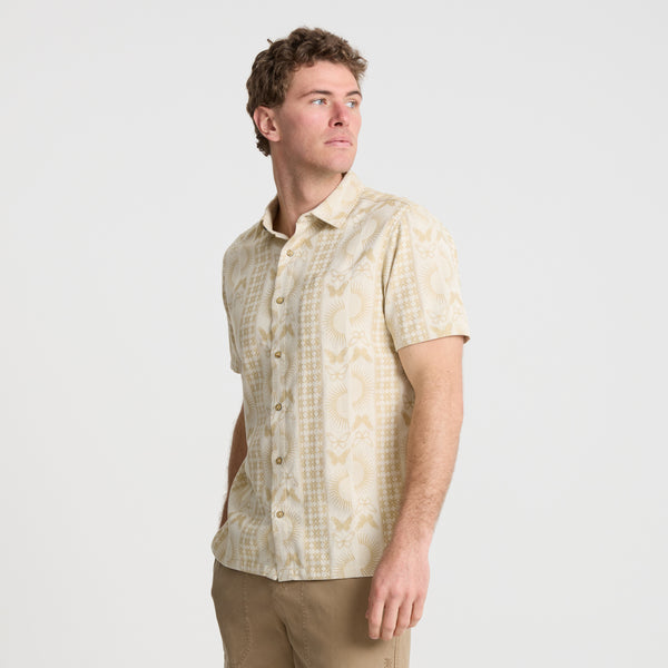 Roark Gonzo Short Sleeve Button Up Shirt In Sand