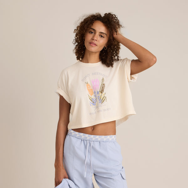 roark Nature Cropped Boxy Premium Tee in Eggshell