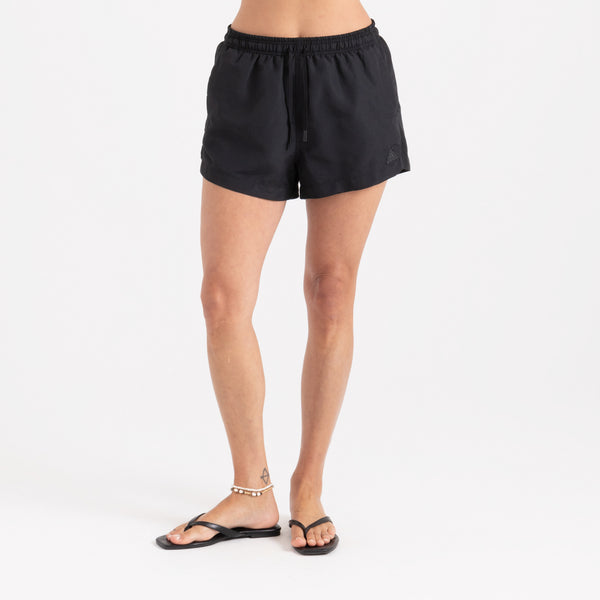 roark River Hybrid Shorts in Black