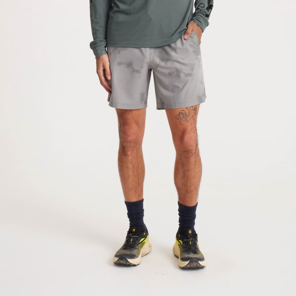 Roark Serrano 7" Shorts In Ghost Grey